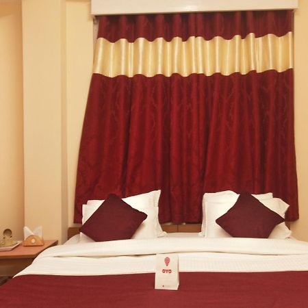 Oyo 13521 Sudhriti Hotel Siliguri Exterior photo